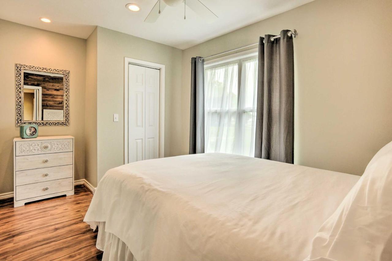The Gathering Place Brenham Home On 6 Acres Exterior foto